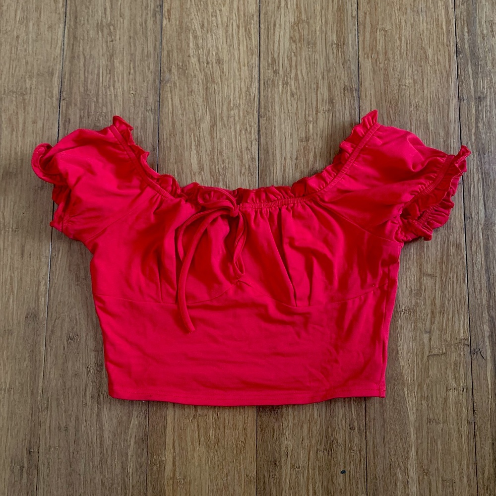 🤎 4/$18 Red Milk Maid Ruffled Crop Top